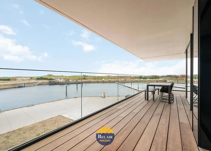 Appartement Stylish And Luxurious 3-bedroom With A Large Sunny Terrace T19 *